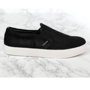 Revitalign Black Slip-On Sneakers